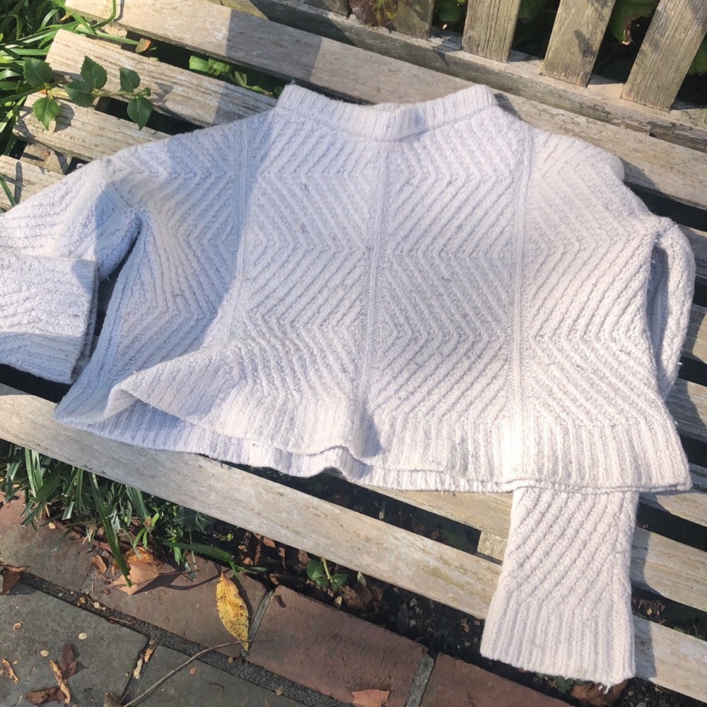 Michela and Greg small crop sweater - Picture 3 of 4